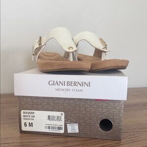 Giani Bernini Women's Cream Sandals
